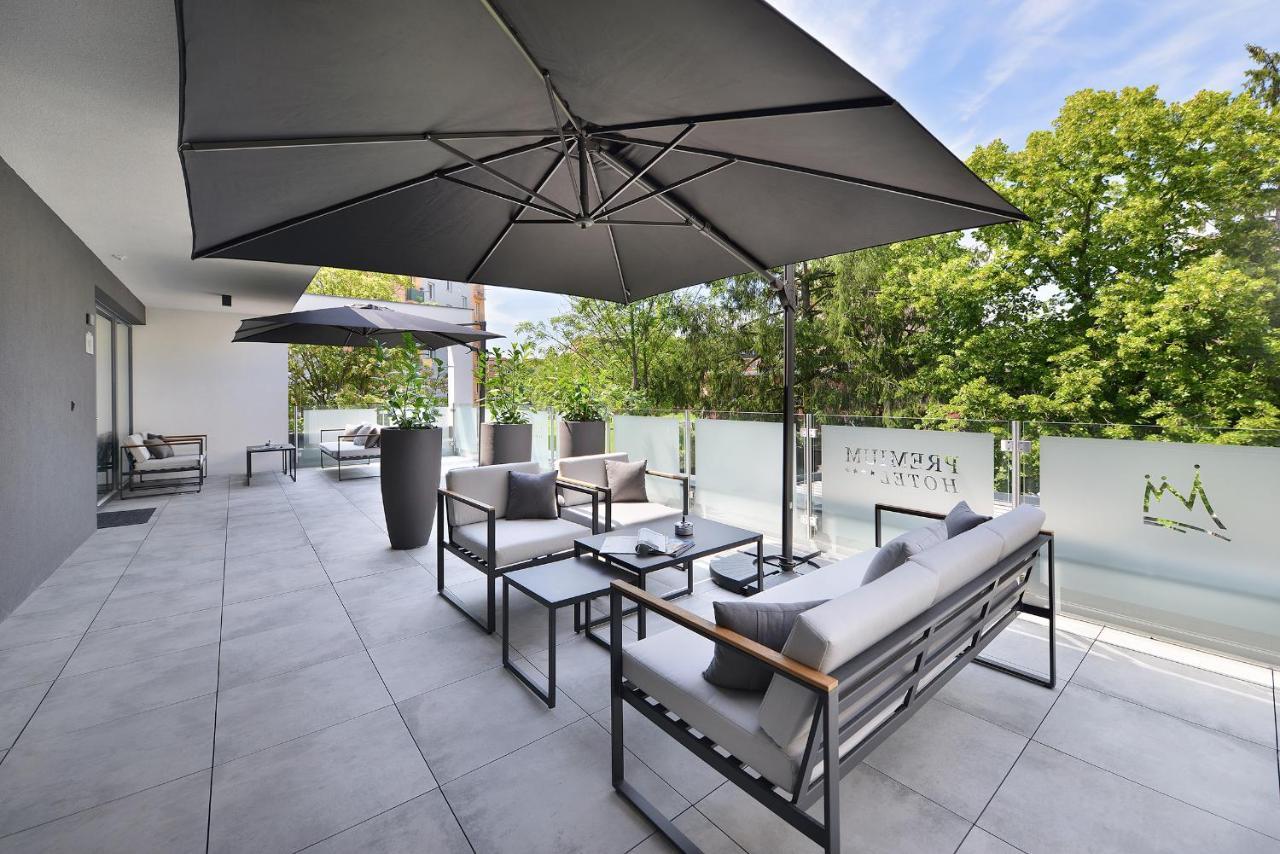 Premium Wellness & Wine Hotel 兹诺伊莫 外观 照片