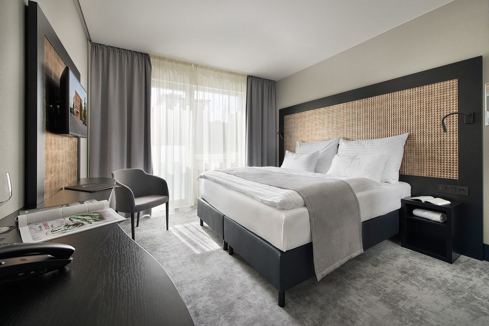 Premium Wellness & Wine Hotel 兹诺伊莫 外观 照片