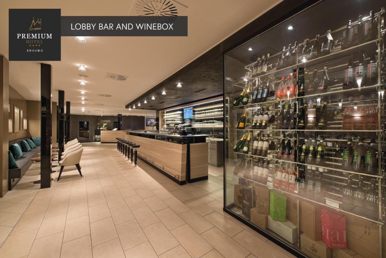 Premium Wellness & Wine Hotel 兹诺伊莫 外观 照片