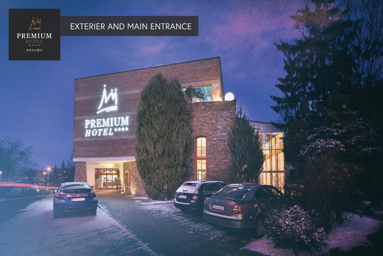 Premium Wellness & Wine Hotel 兹诺伊莫 外观 照片