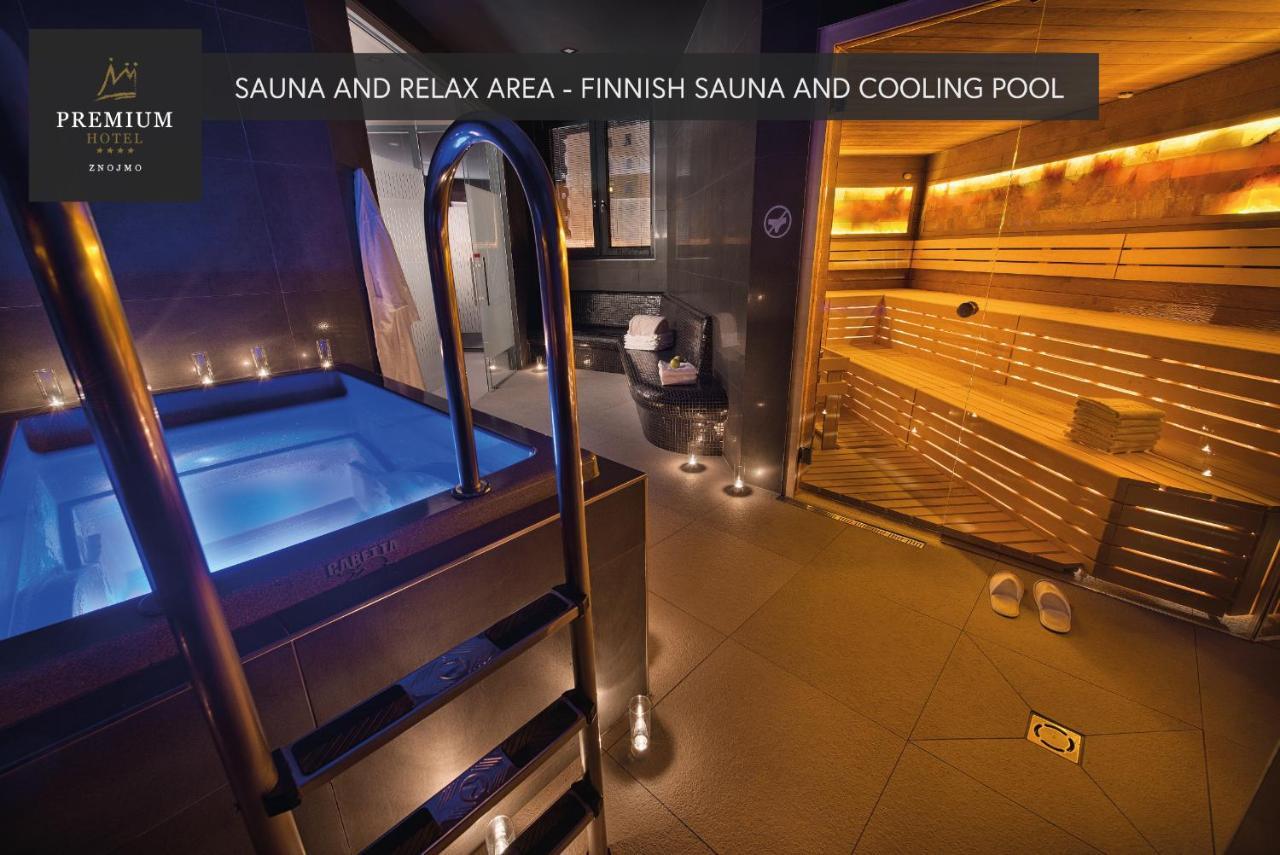 Premium Wellness & Wine Hotel 兹诺伊莫 外观 照片