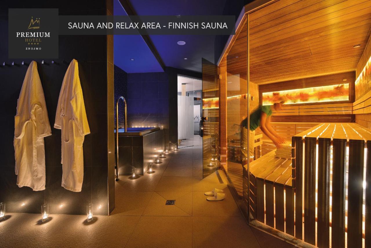 Premium Wellness & Wine Hotel 兹诺伊莫 外观 照片