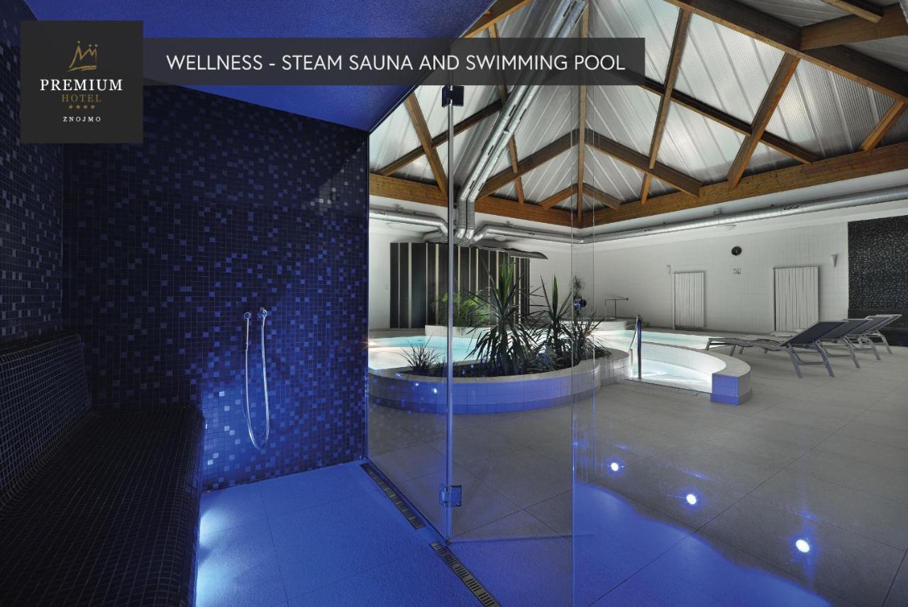Premium Wellness & Wine Hotel 兹诺伊莫 外观 照片