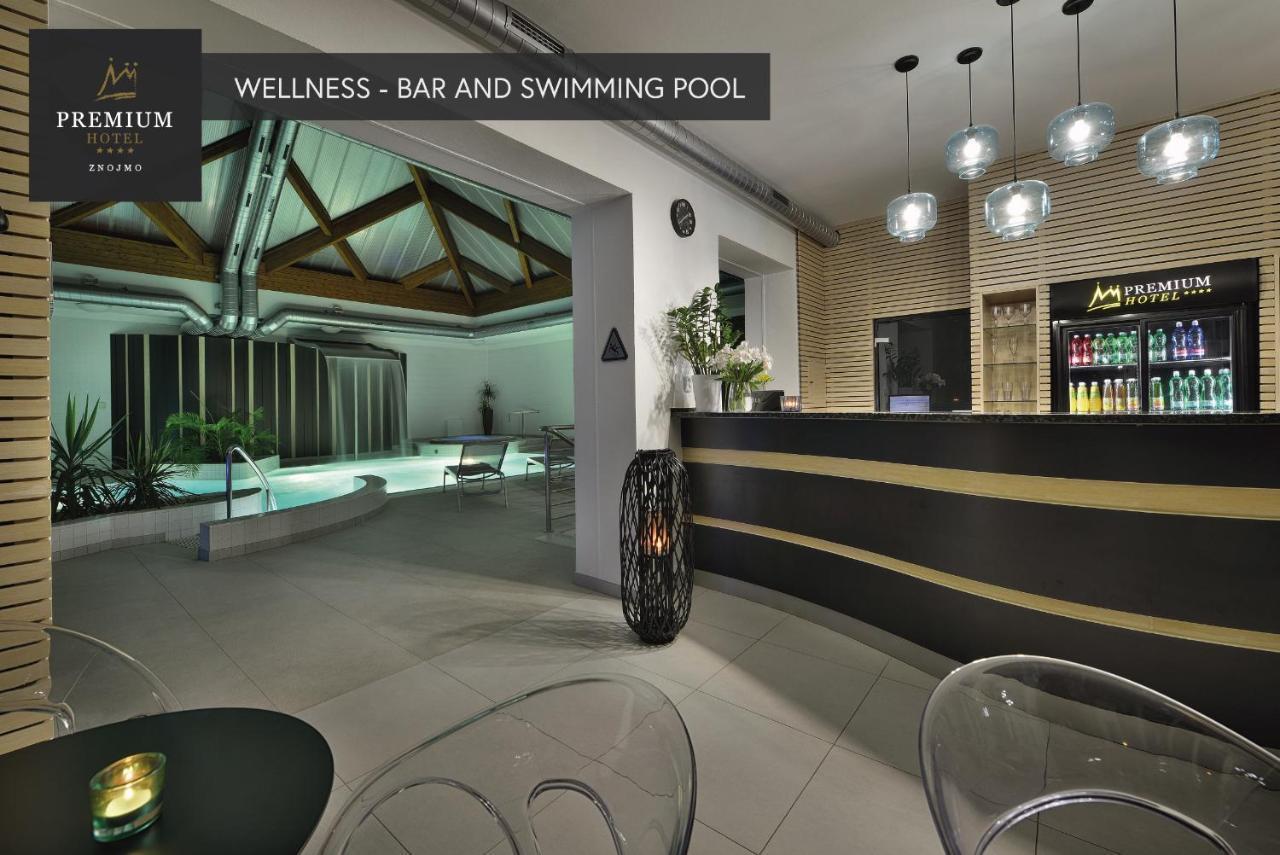Premium Wellness & Wine Hotel 兹诺伊莫 外观 照片