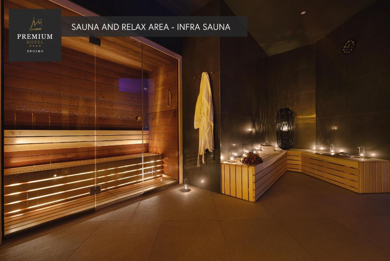 Premium Wellness & Wine Hotel 兹诺伊莫 外观 照片